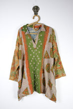 Carica l'immagine nel visualizzatore di Gallery, Poppy Kantha Tunic 2XL (15369)