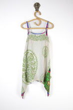Load image into Gallery viewer, Priya Kantha Top M (14905)