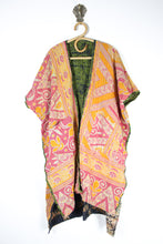 Load image into Gallery viewer, Kantha Ruana (14603)
