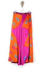 Load image into Gallery viewer, Aloka Silk Pants L (5850)