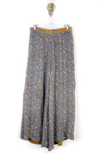 Load image into Gallery viewer, Aloka Silk Pants XL (5873)