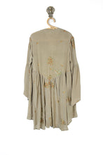 Load image into Gallery viewer, Aquarius Blouse 2XL (9132)