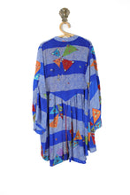 Load image into Gallery viewer, Aquarius Blouse 2XL (9135)