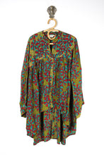 Load image into Gallery viewer, Aquarius Blouse 2XL (15623)