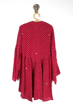 Load image into Gallery viewer, Aquarius Blouse 2XL (15624)