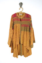 Load image into Gallery viewer, Aquarius Blouse 2XL (15630)