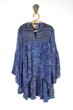 Load image into Gallery viewer, Aquarius Blouse 3XL (15639)