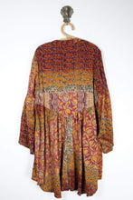 Load image into Gallery viewer, Aquarius Blouse 3XL (7493)