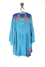 Load image into Gallery viewer, Aquarius Blouse L (9151)
