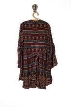 Load image into Gallery viewer, Aquarius Blouse L (9157)
