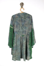 Load image into Gallery viewer, Aquarius Blouse L (15605)