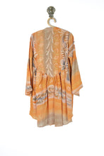 Load image into Gallery viewer, Aquarius Blouse M (9168)