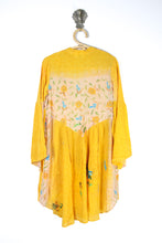 Load image into Gallery viewer, Aquarius Blouse M (15593)