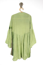 Load image into Gallery viewer, Aquarius Blouse XL (15611)