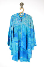 Load image into Gallery viewer, Aquarius Blouse XL (15615)