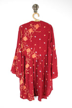 Load image into Gallery viewer, Aquarius Blouse XL (15616)