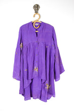 Load image into Gallery viewer, Aquarius Blouse XL (15621)