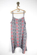 Carica l&#39;immagine nel visualizzatore di Gallery, Asha Romper 3XL (15463)