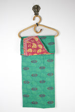 Load image into Gallery viewer, Chunky Kantha Scarf (17069)
