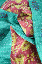 Load image into Gallery viewer, Chunky Kantha Scarf (17069)