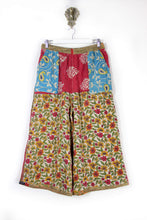 Load image into Gallery viewer, Cropped Kantha Pants L (6202)