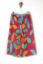 Load image into Gallery viewer, Cropped Kantha Pants L (6216)