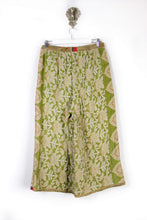 Load image into Gallery viewer, Cropped Kantha Pants L (6221)