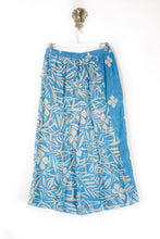 Load image into Gallery viewer, Cropped Kantha Pants L (6224)