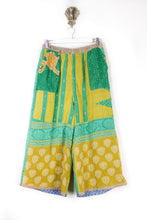 Load image into Gallery viewer, Cropped Kantha Pants M (6233)