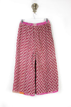 Load image into Gallery viewer, Cropped Kantha Pants M (6235)