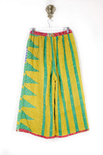 Load image into Gallery viewer, Cropped Kantha Pants M (6236)