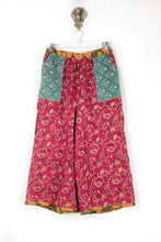 Load image into Gallery viewer, Cropped Kantha Pants M (6238)