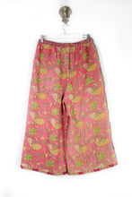 Load image into Gallery viewer, Cropped Kantha Pants M (6244)