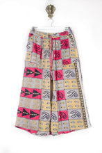 Load image into Gallery viewer, Cropped Kantha Pants M (6249)