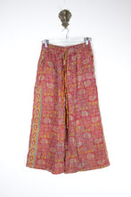 Load image into Gallery viewer, Cropped Kantha Pants S (15574)