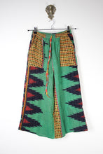 Load image into Gallery viewer, Cropped Kantha Pants S (16656)