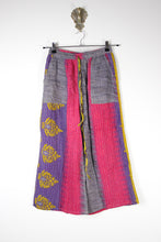 Load image into Gallery viewer, Cropped Kantha Pants S (16657)