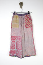 Load image into Gallery viewer, Cropped Kantha Pants S (16659)