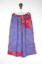 Load image into Gallery viewer, Cropped Kantha Pants XL (15711)
