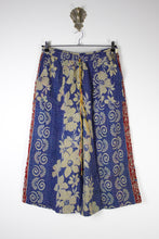Load image into Gallery viewer, Cropped Kantha Pants XL (16645)