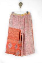 Load image into Gallery viewer, Cropped Kantha Pants XL (6185)