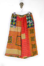 Load image into Gallery viewer, Cropped Kantha Pants XL (6188)