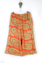 Load image into Gallery viewer, Cropped Kantha Pants XL (6195)