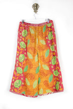 Load image into Gallery viewer, Cropped Kantha Pants XL (6278)