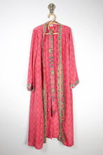 Load image into Gallery viewer, Devi Silk Robe (3950)