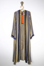 Load image into Gallery viewer, Devi Silk Robe (3953)