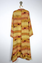 Load image into Gallery viewer, Devi Silk Robe (3973)