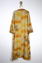 Load image into Gallery viewer, Devi Silk Robe (3979)