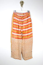 Load image into Gallery viewer, Dhara Kantha Pants M (4253)