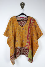 Load image into Gallery viewer, Dreamer Kantha Top L/XL (16953)